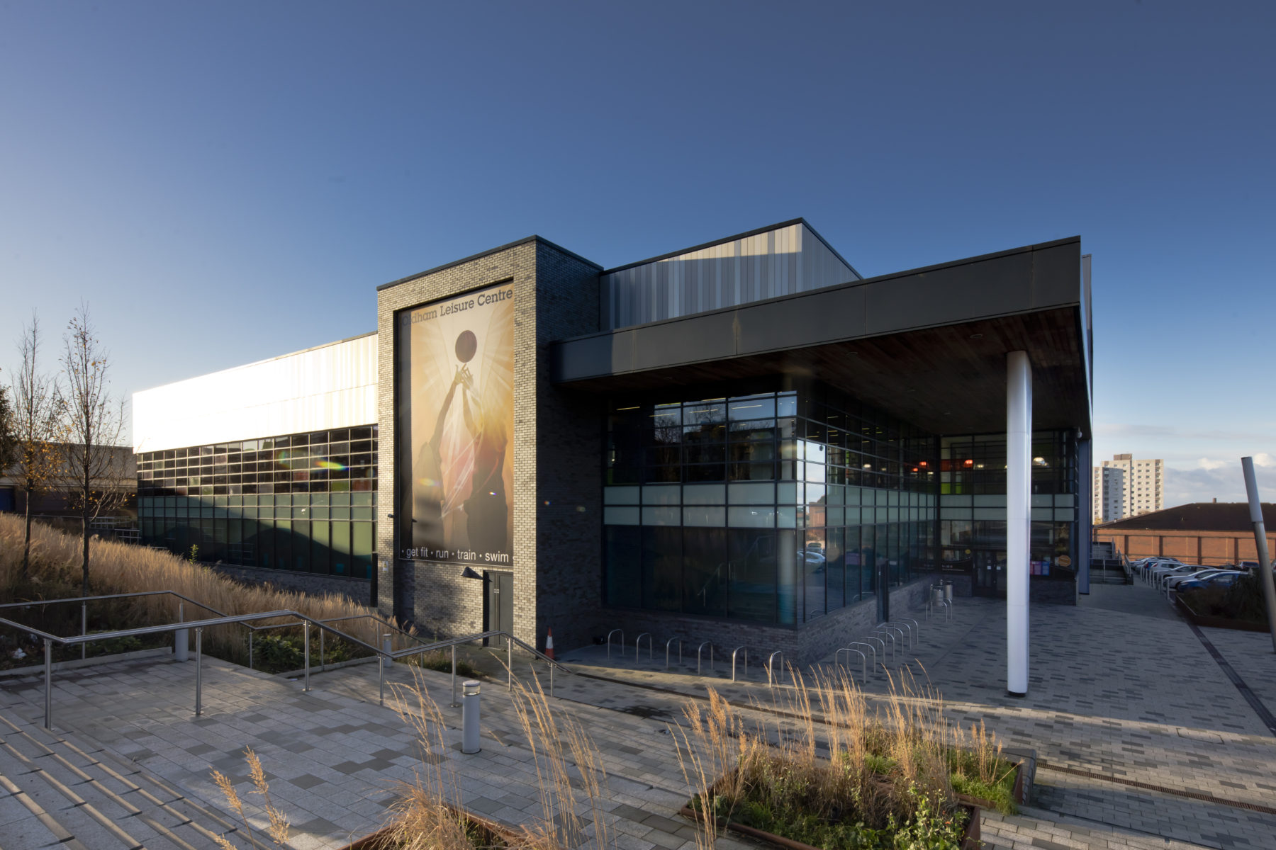 oldham leisure centre prices